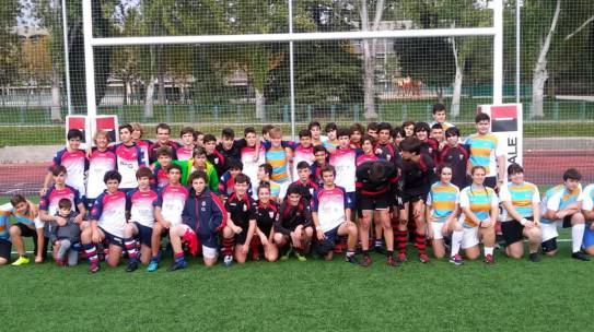 Quijotes M16 en el campo del Liceo Francés